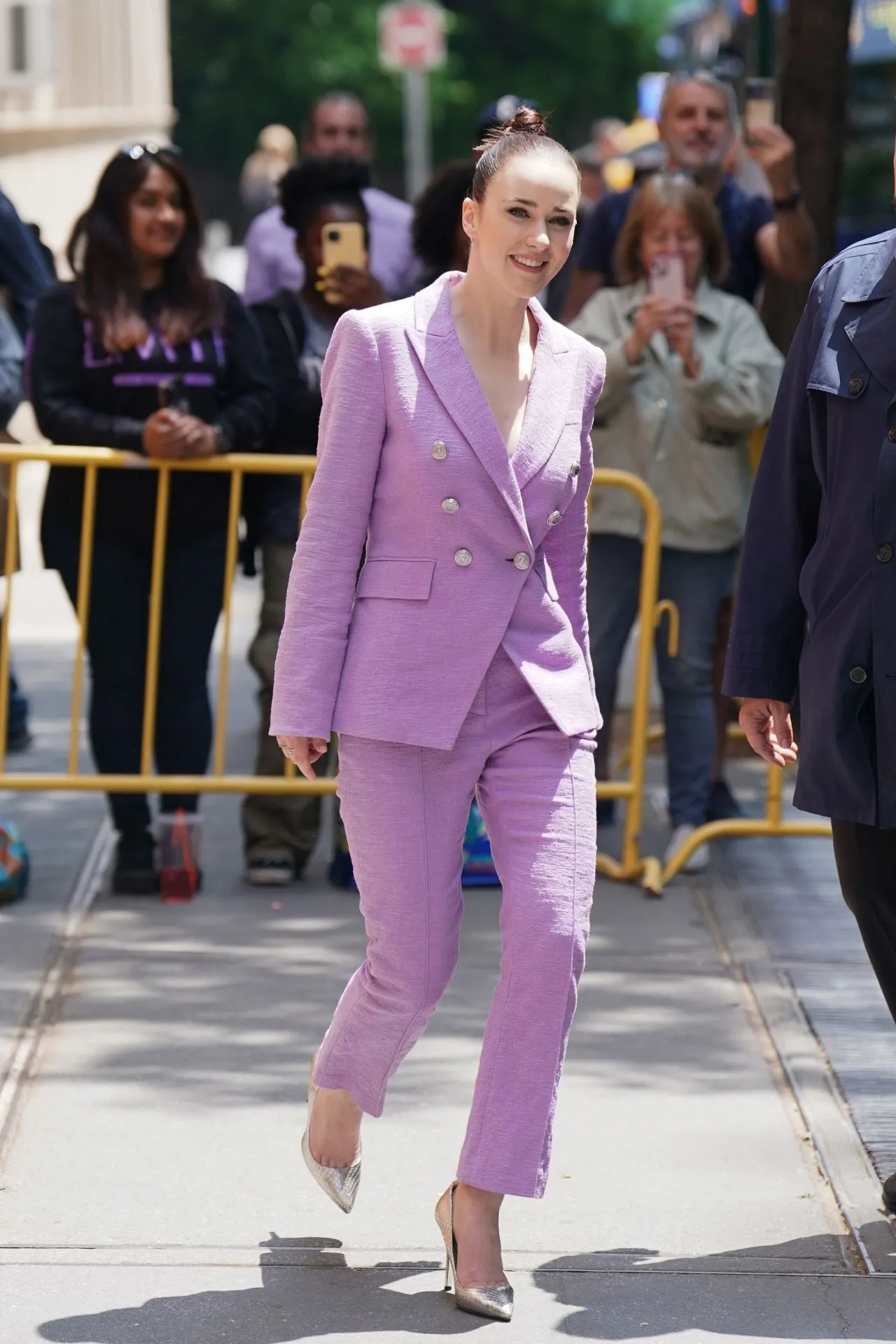 RACHEL BROSNAHAN AT THE VIEW TV SHOW IN NEW YORK